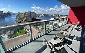 2Bd 2Ba Condo @Beachwalk Resort W/Pool